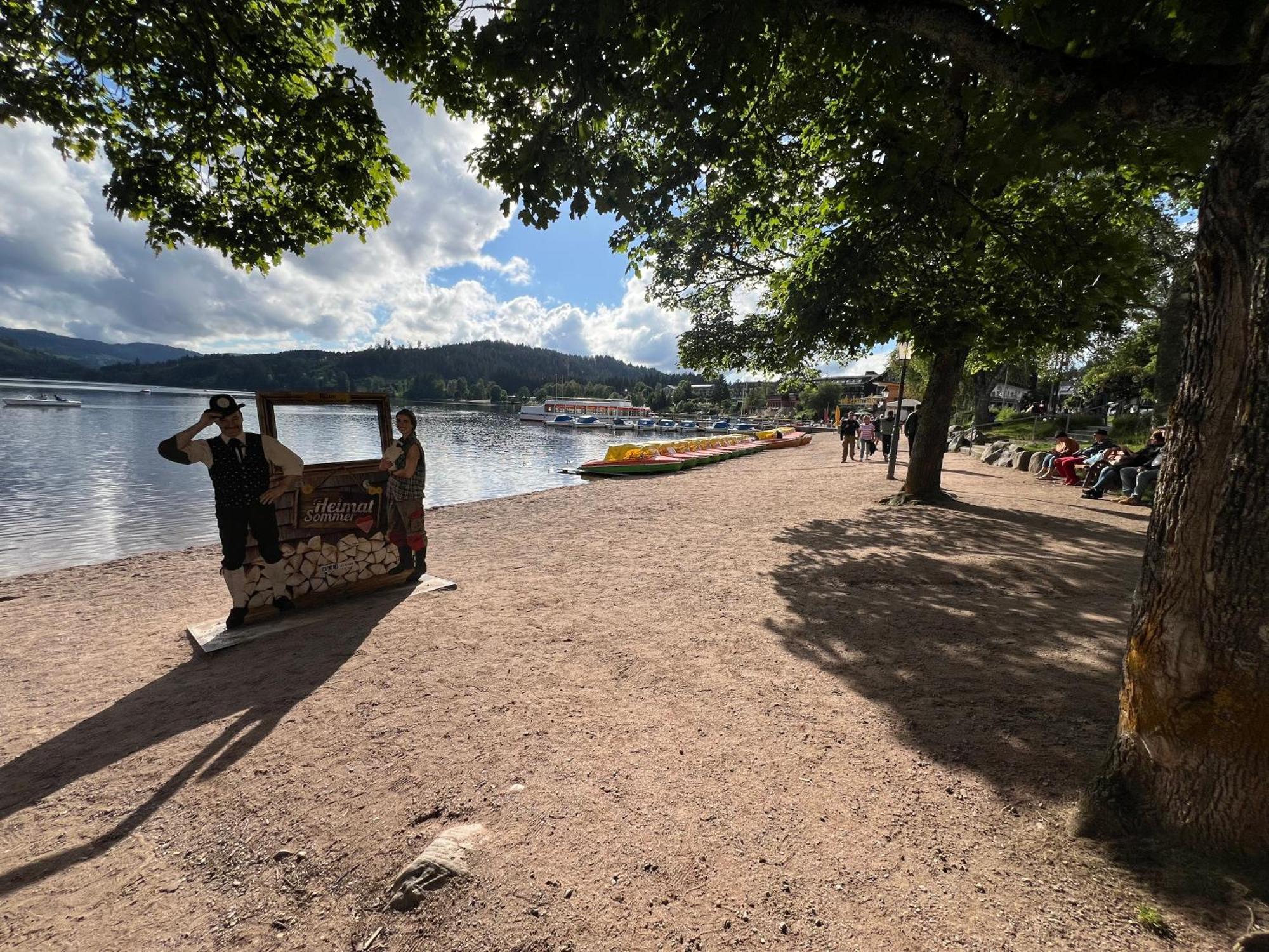 蒂蒂湖-新城Panoramablick Mit Privatparkplatz, 2 Balkone Und 1,5 Baeder公寓 外观 照片
